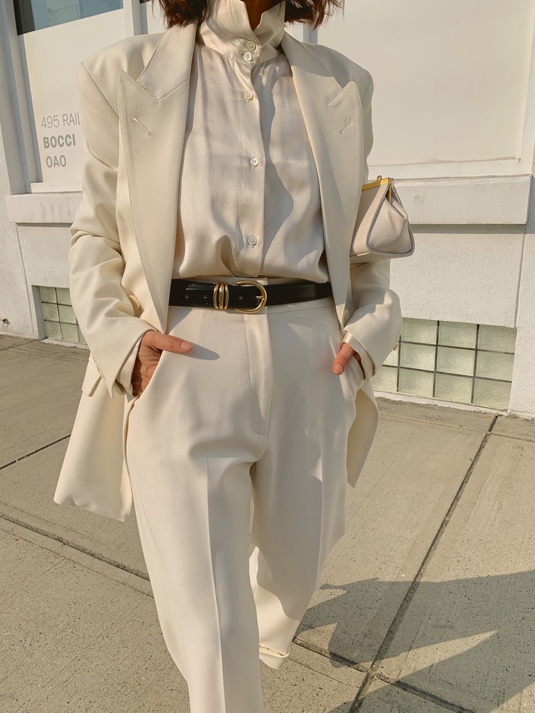 All White Everything - The Perfect Date Night look - Aurela - Fashionista